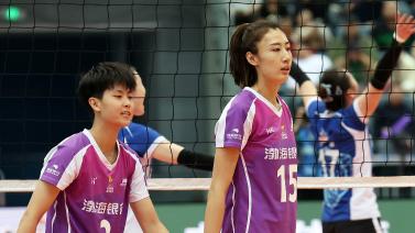 滑雪登山作 滑雪登山作