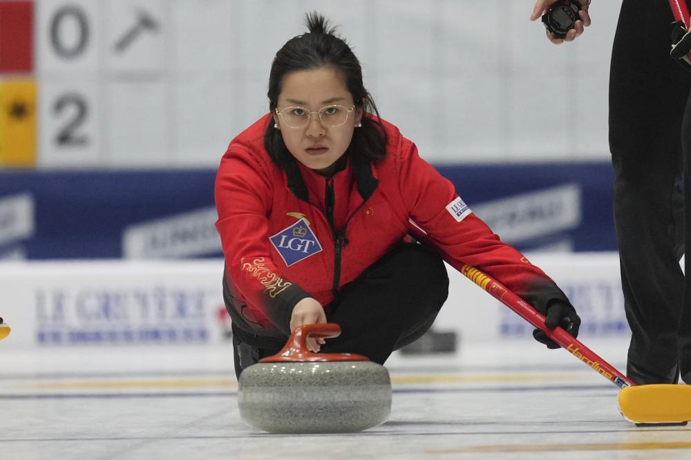 赛场上继续 赛场上继续